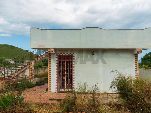 Villa Indipendente in vendita a Pedara, Sicilia