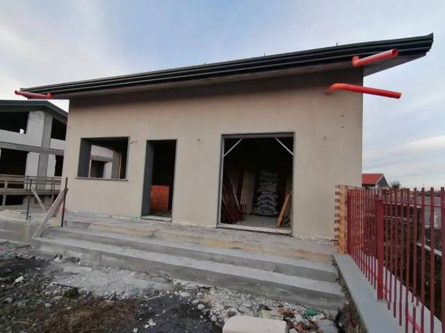 Villa Indipendente in vendita a Pedara, Sicilia