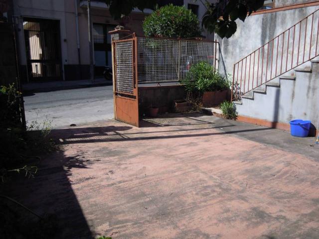 Villa Indipendente in vendita a Pedara, Sicilia