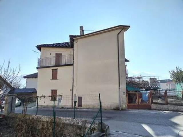 Villa Indipendente in vendita a Pedavena, Veneto