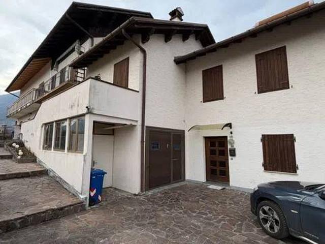 Villa Indipendente in vendita a Pedavena, Veneto