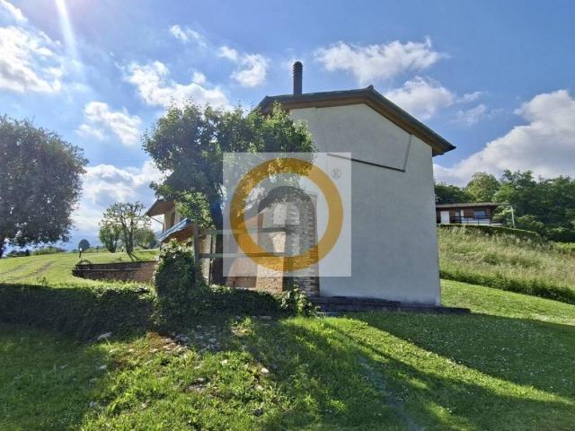 Villa Indipendente in vendita a Pederobba, Veneto