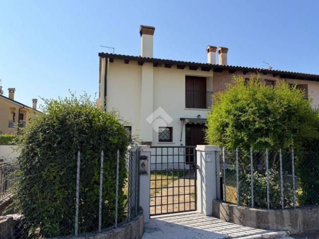 Villa Indipendente in vendita a Fonte, Pederobba
