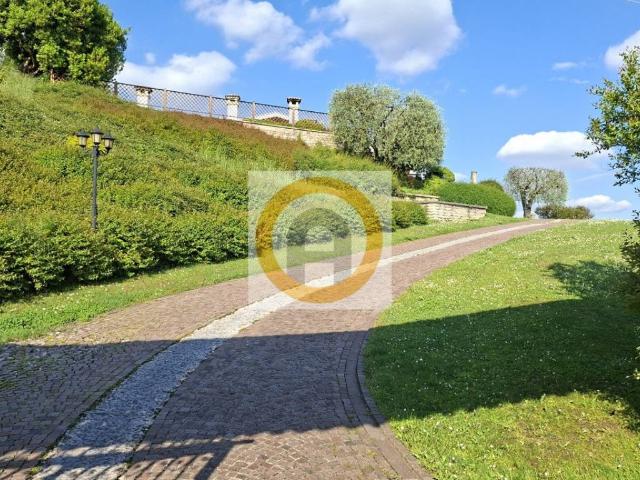 Villa Indipendente in vendita a Fonte, Pederobba