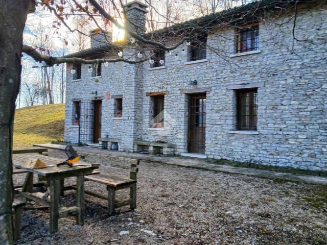 Villa Indipendente in vendita a Pieve del Grappa, Pederobba