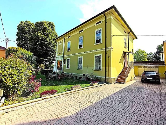 Villa Indipendente in vendita a Pegognaga, Lombardia