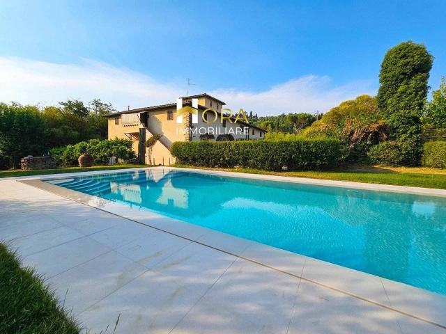 Villa Indipendente in vendita a Unione di Comuni Valdarno e Valdisieve, Pelago