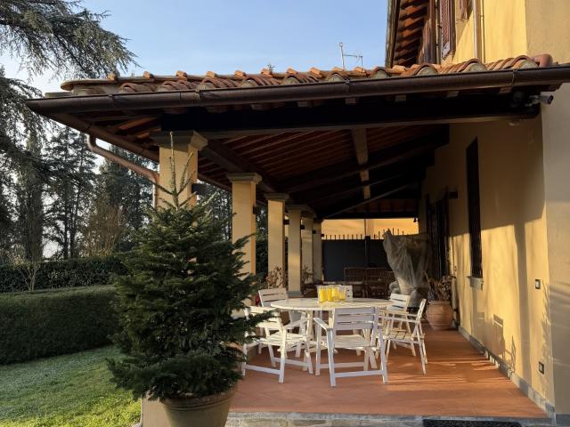 Villa Indipendente in vendita a Unione di Comuni Valdarno e Valdisieve, Pelago