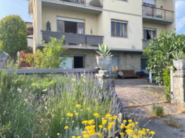 Villa Indipendente in vendita a Unione di Comuni Valdarno e Valdisieve, Pelago
