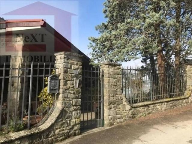 Villa Indipendente in vendita a Unione di Comuni Valdarno e Valdisieve, Pelago