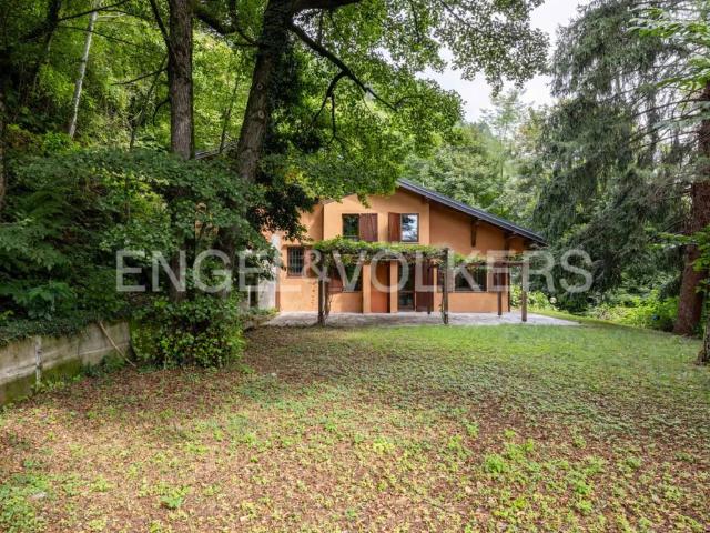 Villa Indipendente in vendita a Piemonte, Novara