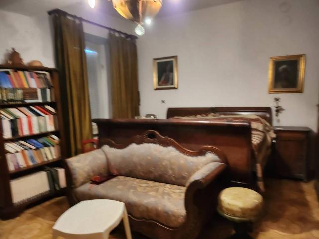 Villa Indipendente in vendita a Iggio, Reggio Emilia