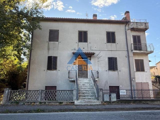 Villa Indipendente in vendita a Penna In Teverina, Umbria