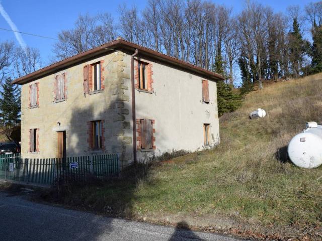 Villa Indipendente in vendita a Ca' Romano, Pennabilli
