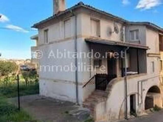 Villa Indipendente in vendita a Penne, Abruzzo