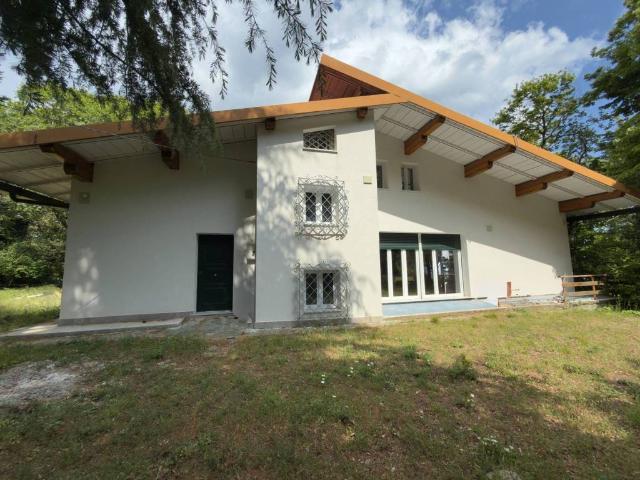 Villa Indipendente in vendita a Calabria, Catanzaro