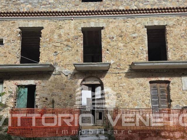 Villa Indipendente in vendita a Perdifumo, Campania