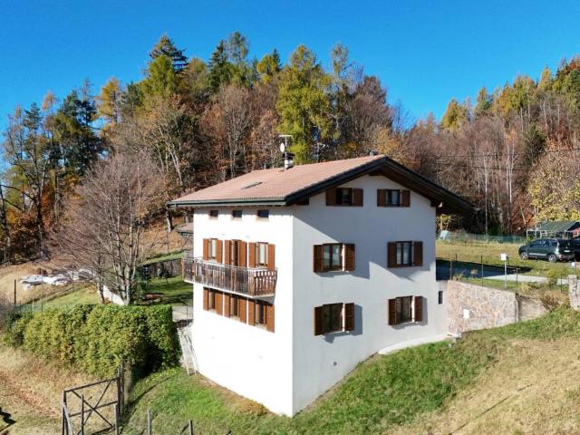 Villa Indipendente in vendita a Comunità Alta Valsugana e Bersntol, Pergine Valsugana