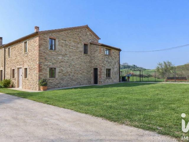 Villa Indipendente in vendita a Marche, Pesaro E Urbino