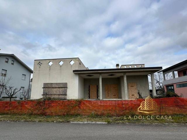 Villa Indipendente in vendita a Marche, Pesaro E Urbino