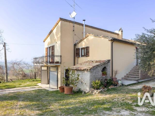 Villa Indipendente in vendita a Marche, Pesaro E Urbino