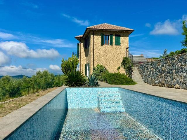 Villa Indipendente in vendita a Perinaldo, Liguria