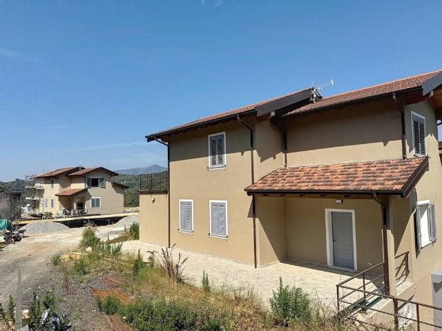 Villa Indipendente in vendita a Suseneo, Perinaldo