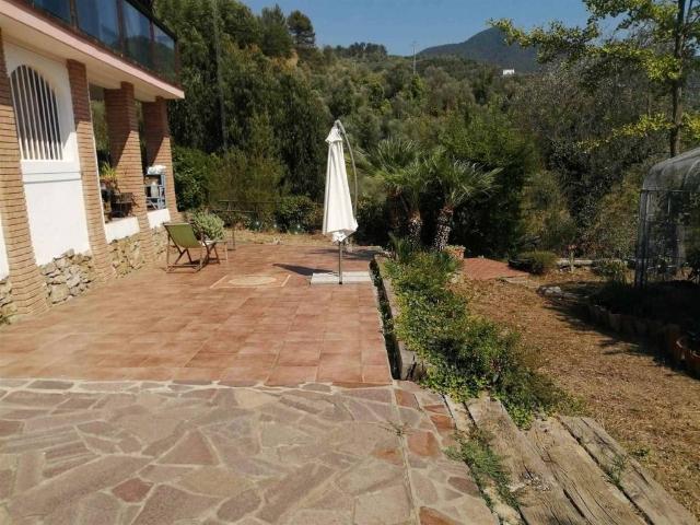 Villa Indipendente in vendita a Perinaldo, Liguria