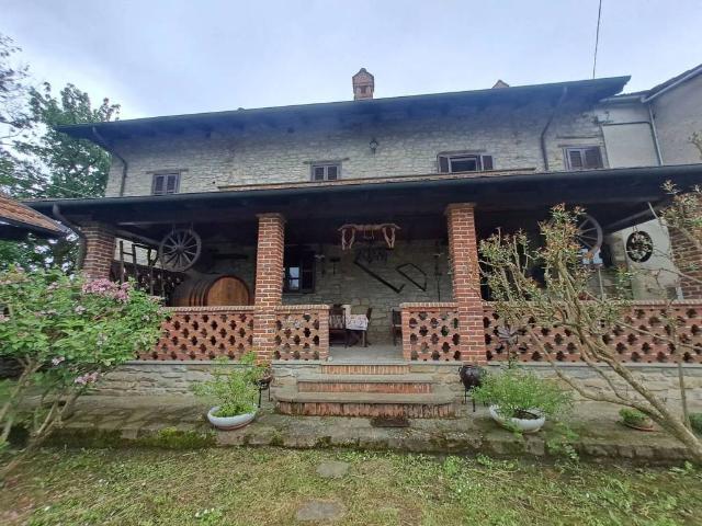 Villa Indipendente in vendita a Piemonte, Cuneo