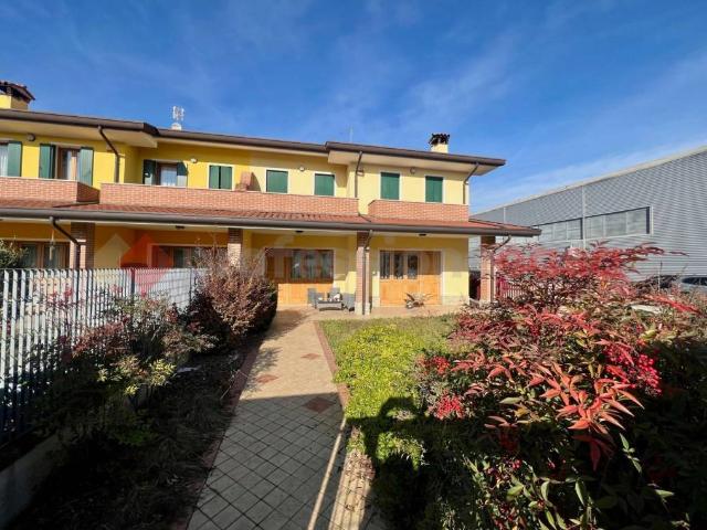 Villa Indipendente in vendita a Pernumia, Veneto