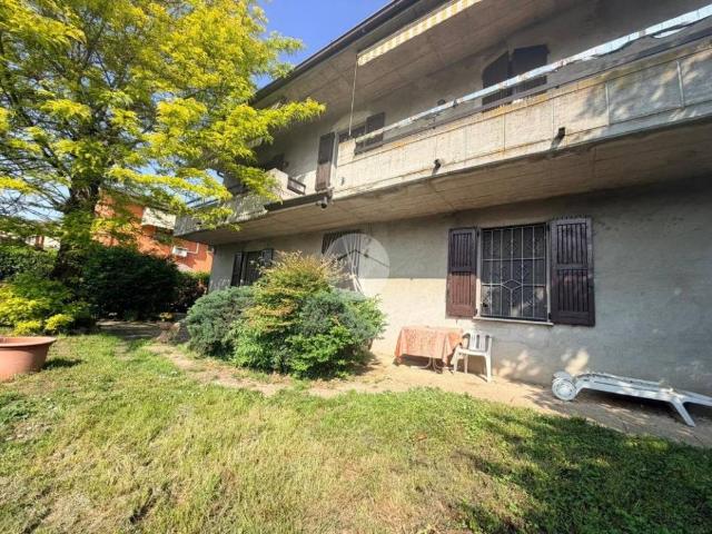 Villa Indipendente in vendita a Persico Dosimo, Lombardia
