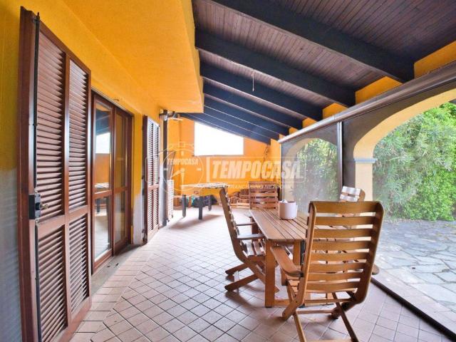 Villa Indipendente in vendita a Piemonte, Vercelli