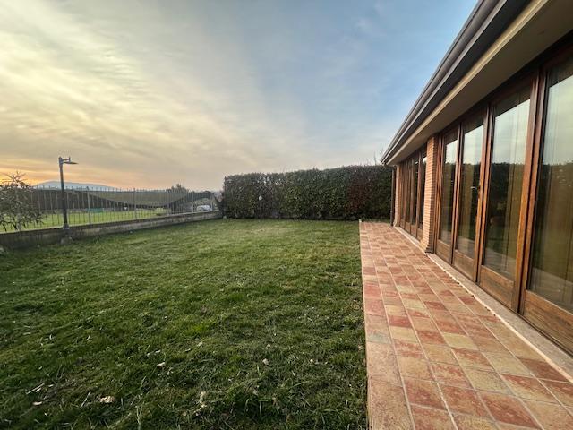 Villa Indipendente in vendita a Cenerente, Umbria
