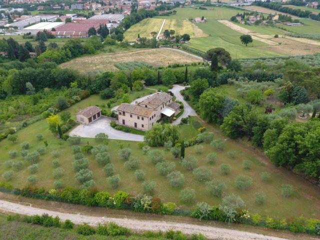 Villa Indipendente in vendita a Ponte San Giovanni, Cenerente