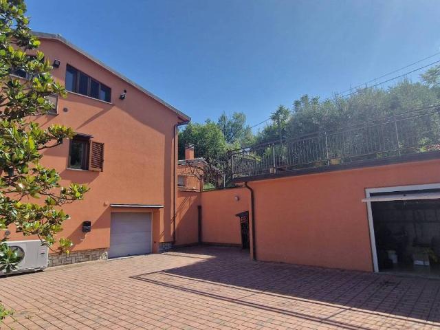 Villa Indipendente in vendita a Cenerente, Umbria