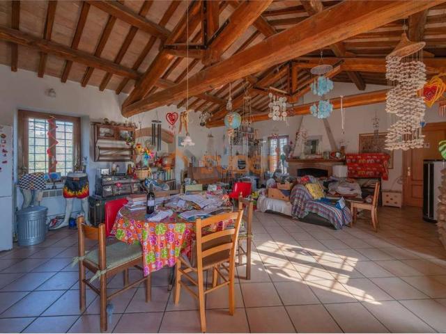 Villa Indipendente in vendita a San Marino, Cenerente