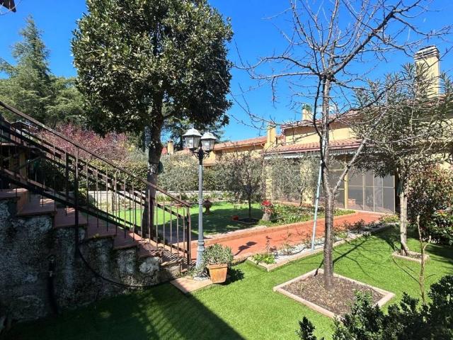 Villa Indipendente in vendita a Cenerente, Umbria