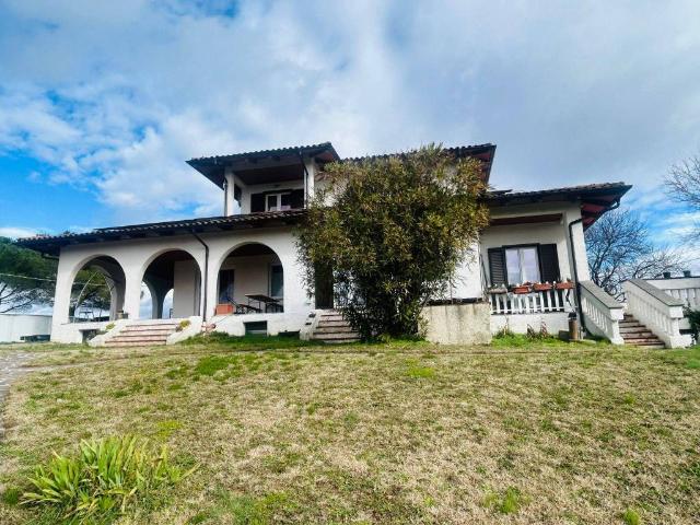Villa Indipendente in vendita a Cenerente, Umbria