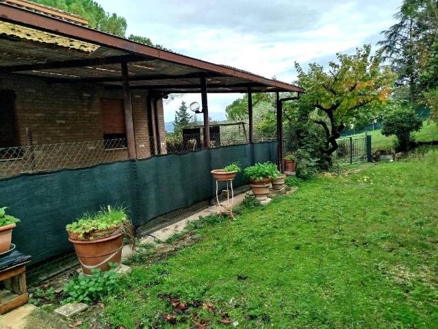 Villa Indipendente in vendita a Corciano, Umbria