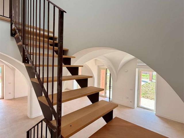 Villa Indipendente in vendita a Castel del Piano, Cenerente