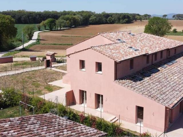 Villa Indipendente in vendita a Castel del Piano, Cenerente