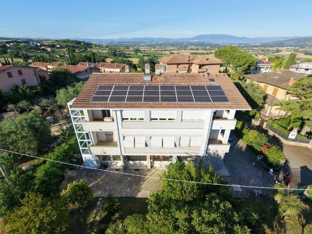 Villa Indipendente in vendita a Cenerente, Umbria