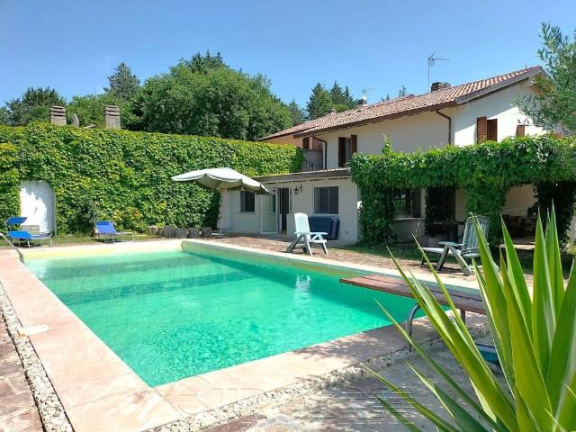 Villa Indipendente in vendita a Cenerente, Umbria
