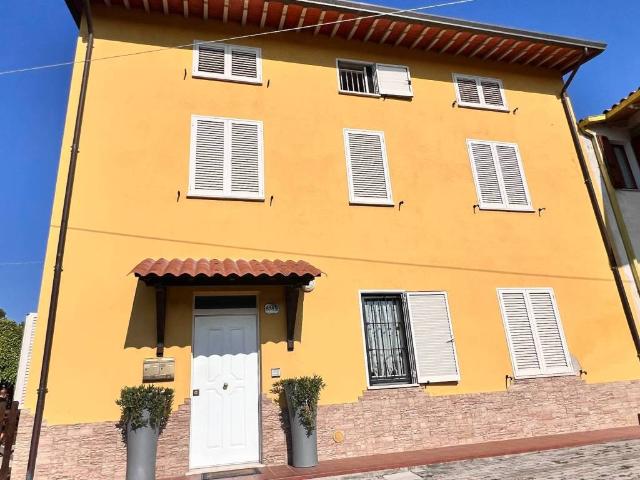 Villa Indipendente in vendita a Farneto, Cenerente