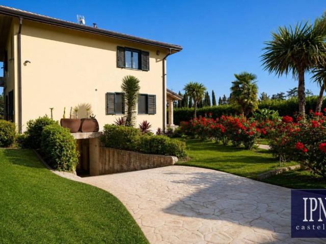 Villa Indipendente in vendita a Cenerente, Umbria