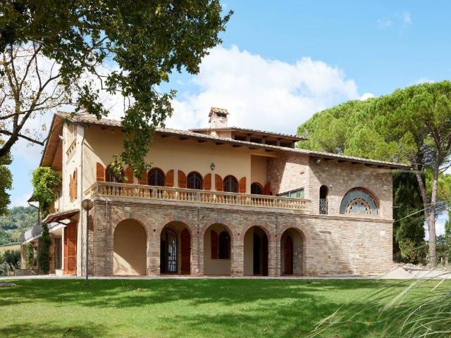 Villa Indipendente in vendita a Cenerente, Umbria