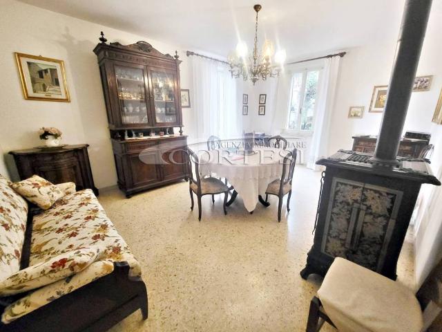 Villa Indipendente in vendita a Farneto, Cenerente