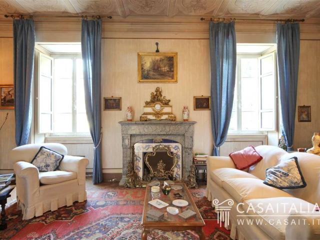 Villa Indipendente in vendita a Castel del Piano, Cenerente