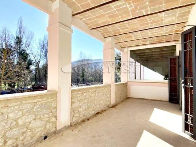 Villa Indipendente in vendita a Cenerente, Umbria