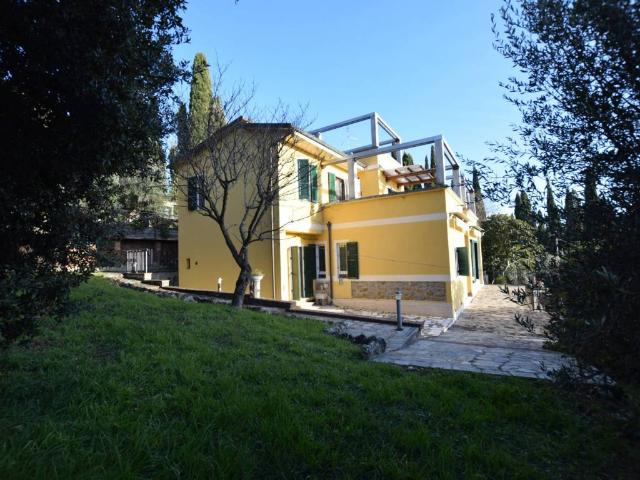 Villa Indipendente in vendita a Magione, Umbria
